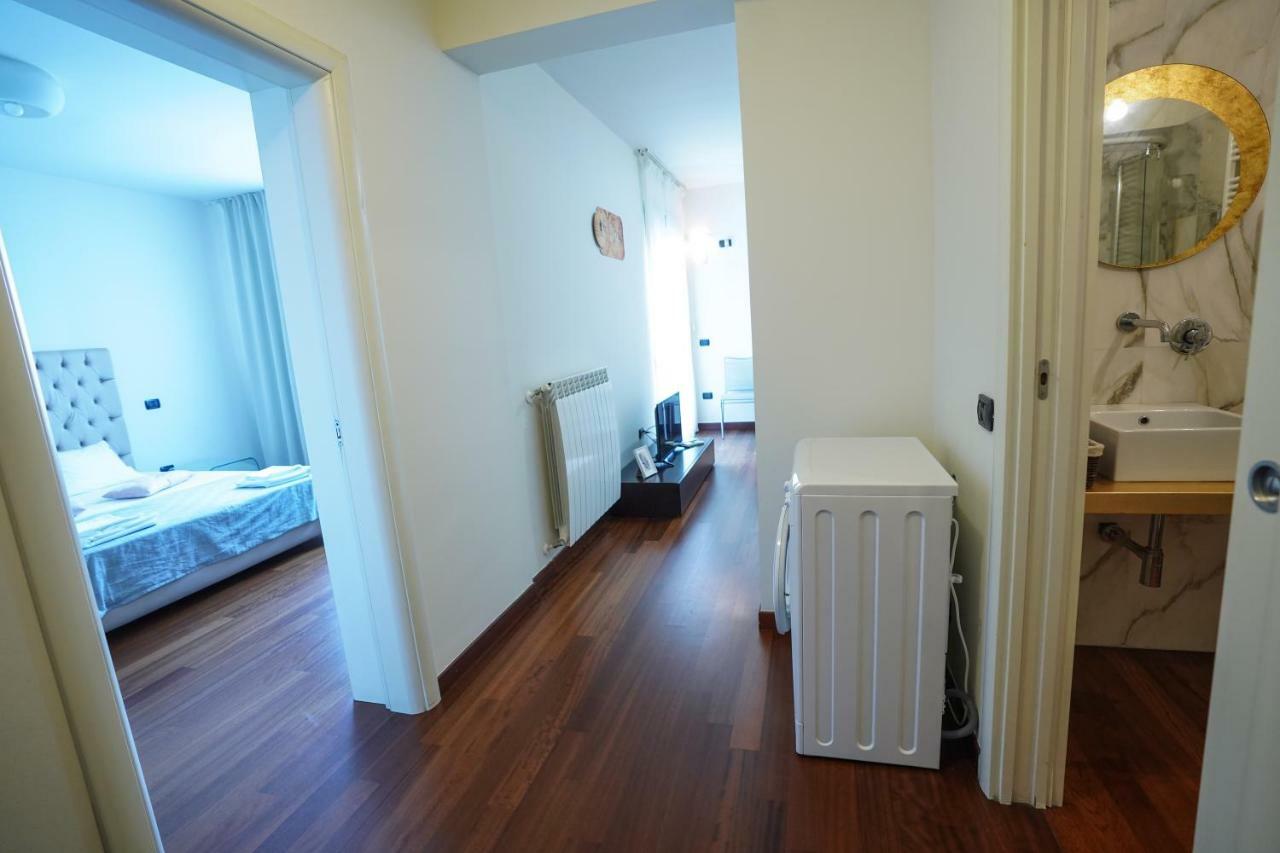 City Center Premium Apartments Bucarest Exterior foto